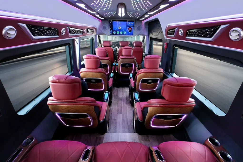 Xe Limousine hạng thương gia