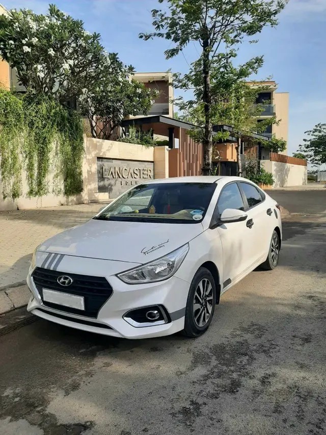 Xe 4 chỗ Hyundai Accent tuyến Sài Gòn – Vũng Tàu